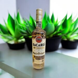 ความคิดเห็นของนักวิจารณ์เกี่ยวกับ Bacardi Gold Rum เป็นอย่างไร?
