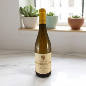 Bourgogne Blanc JJ 2020 มีกลิ่นหอมของผลไม้หรือกลิ่นไหนที่เด่นชัด?