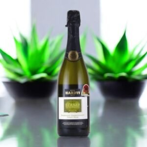 Hardys STAMP Pinot Noir Chardonnay Sparkling มีการรีวิวจากผู้เชี่ยวชาญอย่างไรบ้าง?