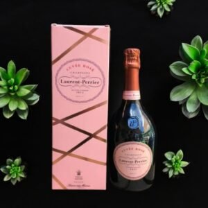 Laurent Perrier Cuvée Rosé ควรเปิดและดื่มทันทีหรือไม่?