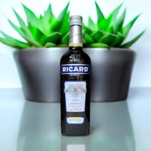 Ricard Pastis Liqueur สามารถดื่มได้ทั้งแบบเย็นและร้อนหรือไม่?