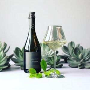 ลักษณะที่โดดเด่นของ Novapalma Prosecco Extra Dry มีอะไรบ้าง?