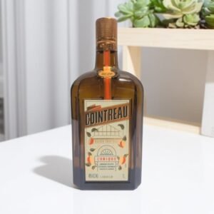 กระบวนการผลิตของ Cointreau Orange Liqueur เป็นอย่างไร?