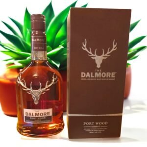 ความเข้มข้นของ Dalmore Port Wood Reserve เปรียบเทียบกับวิสกี้อื่นๆ เป็นอย่างไร?