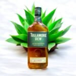 มีการบ่ม Tullamore D.E.W. ในถังไม้ประเภทใด?