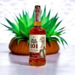 วิธีการดื่ม Wild Turkey 101 Bourbon Whiskey ที่ดีที่สุดคืออะไร?