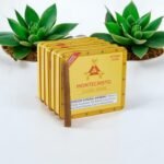 Montecristo Classic Mini ประสบการณ์การสูบที่น่าพอใจในขนาด 2 78 นิ้ว x 20