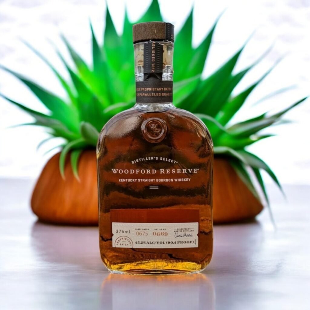 Woodford Reserve Kentucky Bourbon Whiskey มีความพิเศษอย่างไรเมื่อเปรียบเทียบกับวิสกี้อื่นๆ?