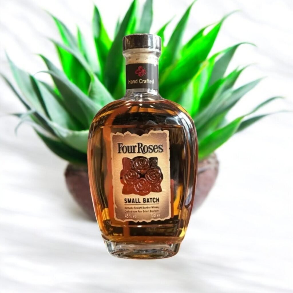 มีข้อควรระวังหรือคำแนะนำในการดื่ม Four Roses Small Batch หรือไม่?
