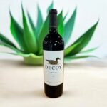 What awards has Decoy California Zinfandel 2021 won?