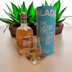 มีรีวิวหรือความคิดเห็นจากผู้บริโภคเกี่ยวกับ Bruichladdich The Laddie Eight หรือไม่?