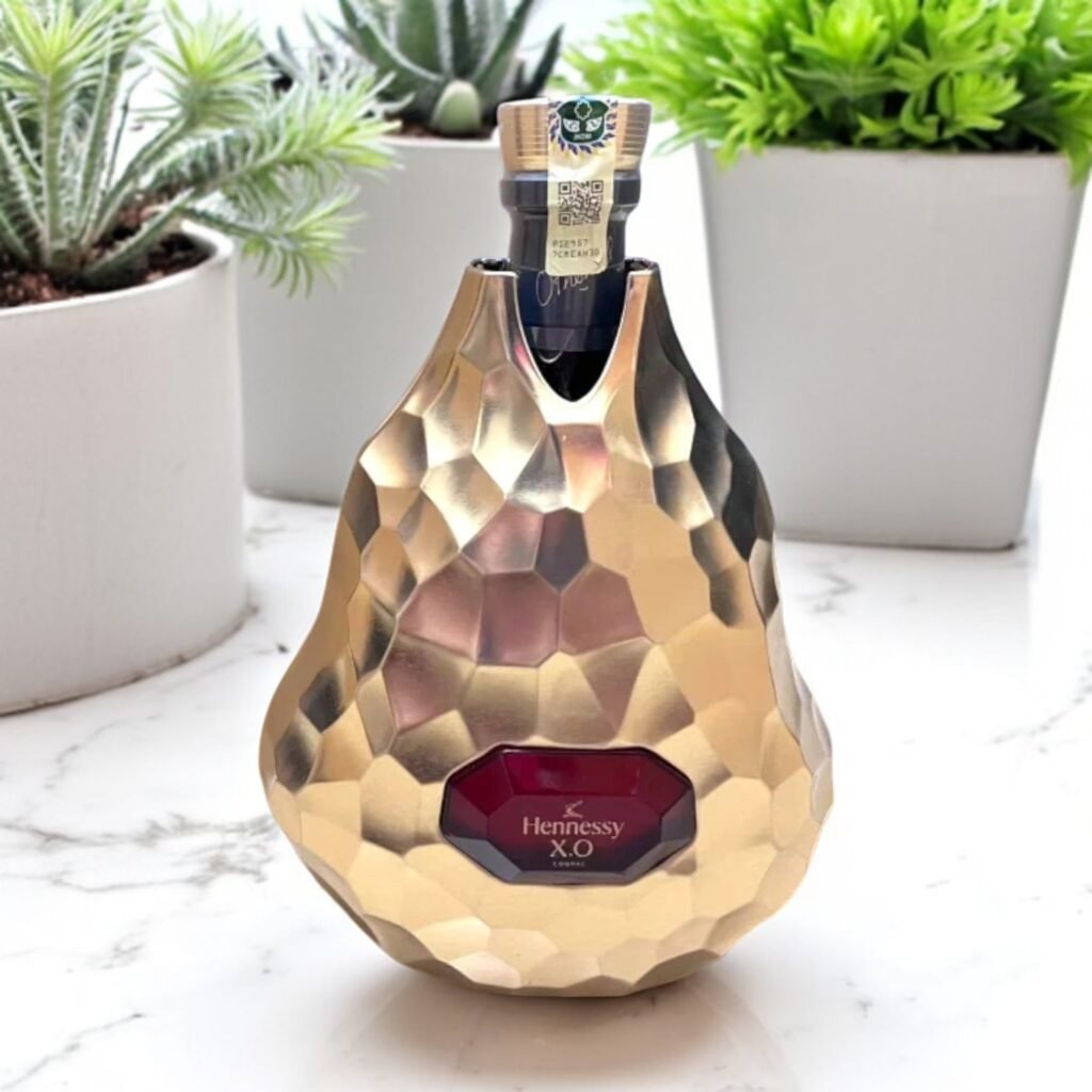 กระบวนการผลิตของ Hennessy XO X Jean Michel Othoniel Limited Edition 2024 เป็นอย่างไร?