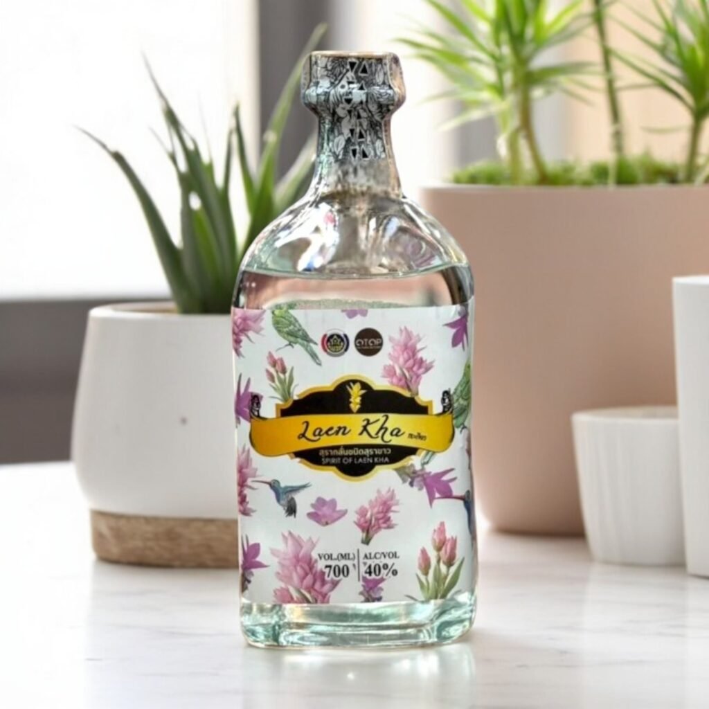 มีสูตรค็อกเทลที่ใช้ Laen Kha Spirit Of Laen Kha หรือไม่?