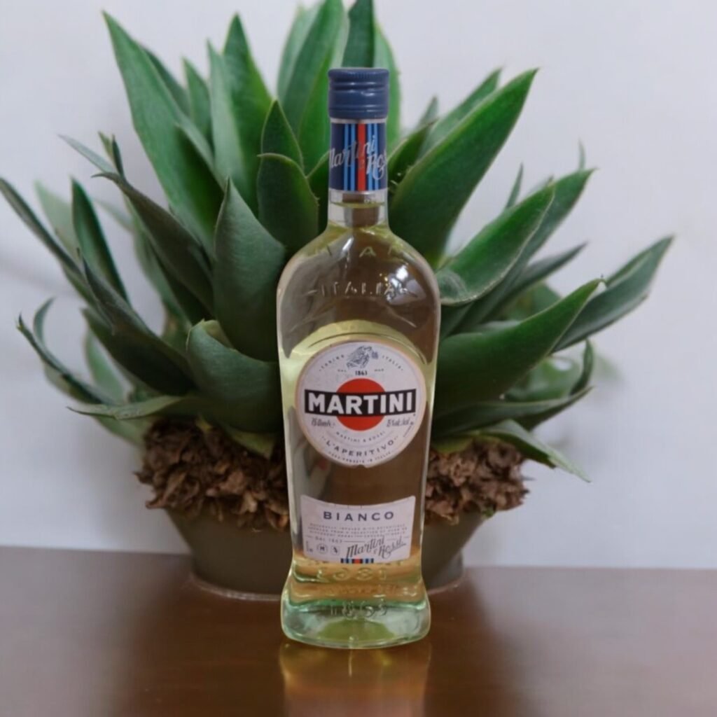 Martini & Rossi Bianco Vermouth มีการผลิตอย่างไร?