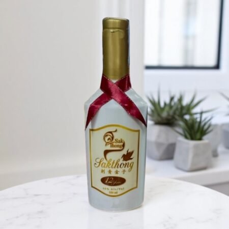 ควรจับคู่ Sak Thong Corn 12 Years กับอาหารชนิดไหนเพื่อเพิ่มรสชาติ?