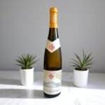 ทำไม Schloss Johannisberger Riesling Gelblack feinherb ถึงได้รับความนิยมในหมู่นักดื่มไวน์?
