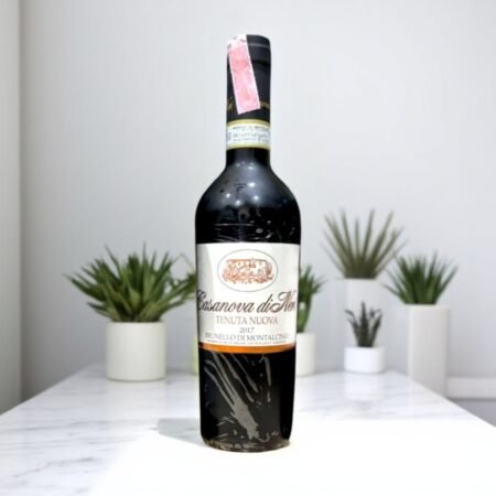 ใครคือผู้ผลิต Brunello Di Montalcino Tenuta Nuova และมีชื่อเสียงในด้านใด?