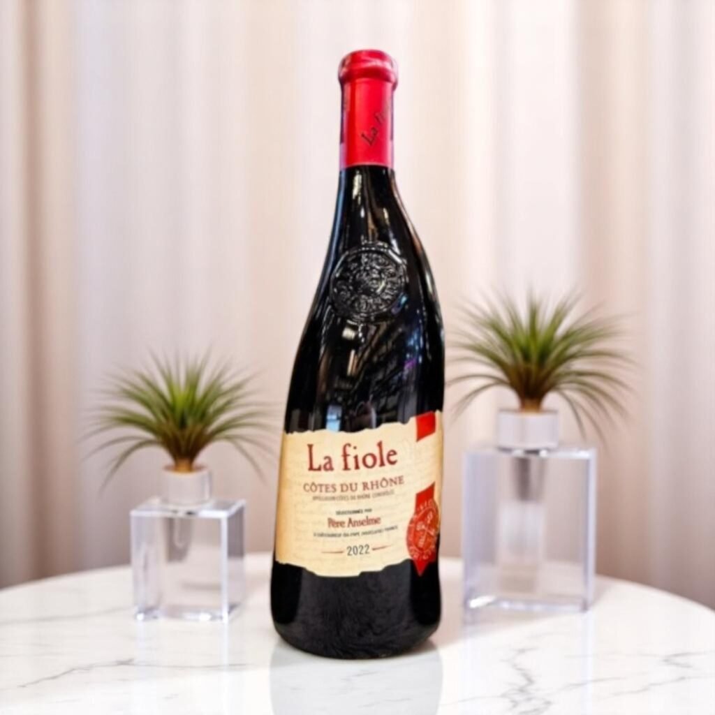 La Fiole Côtes Du Rhone มีการได้รับรางวัลหรือการยอมรับในวงการไวน์ไหม?