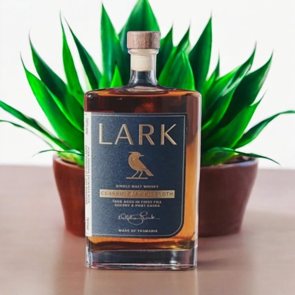 Lark Classic Cask ได้รับรางวัลหรือการยอมรับใด ๆ หรือไม่?