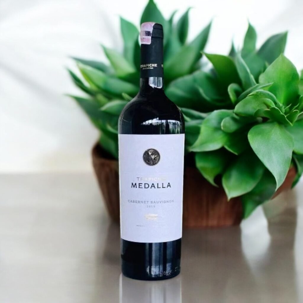ไวน์ Trapiche Medalla Cabernet Sauvignon 2015 จัดอยู่ในกลุ่มไหนของไวน์แดง?