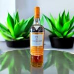 ขวดของ The Macallan 1824 Series Amber มีการออกแบบอย่างไร?