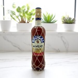 รสชาติและกลิ่นหอมของ Brugal Anejo Superior เป็นอย่างไร?