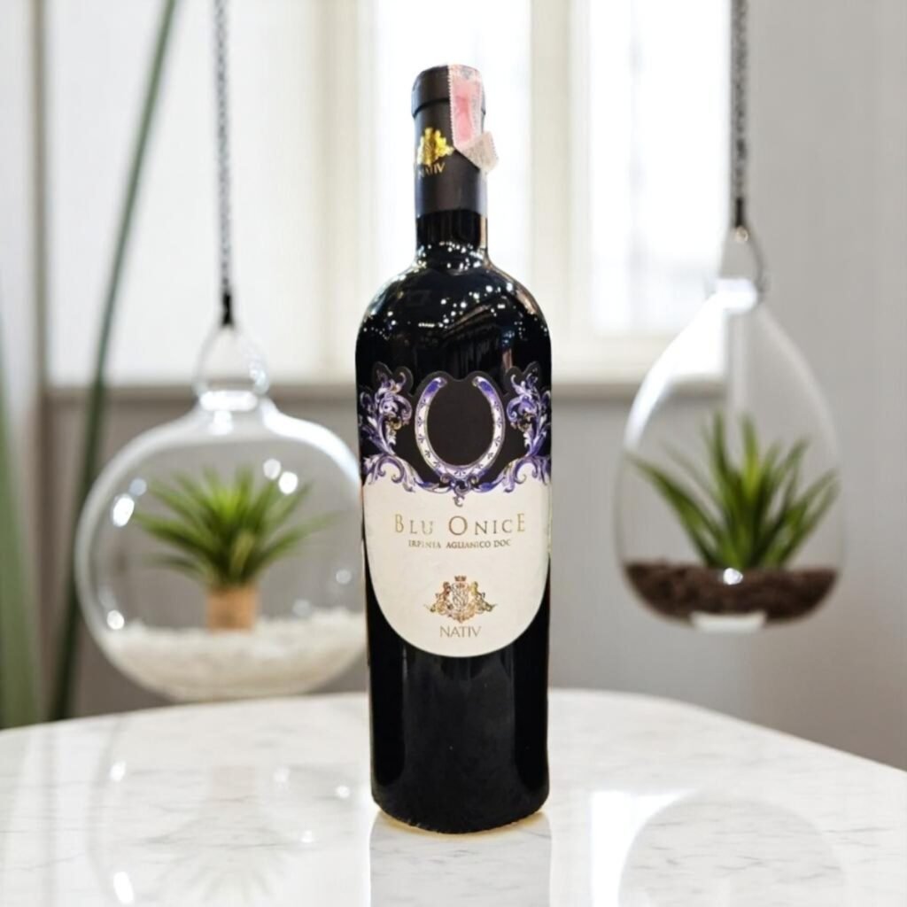 Blu Onice 2019 DOC Irpinia Aglianico ได้รับรางวัลหรือการยอมรับอะไรบ้างในวงการไวน์?